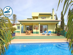 VILLA WITH SWIMMING POOL